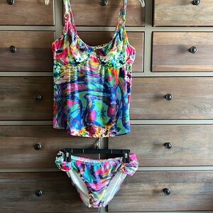 Tara Grinna tankini beautiful colors sz 8, 38-42c